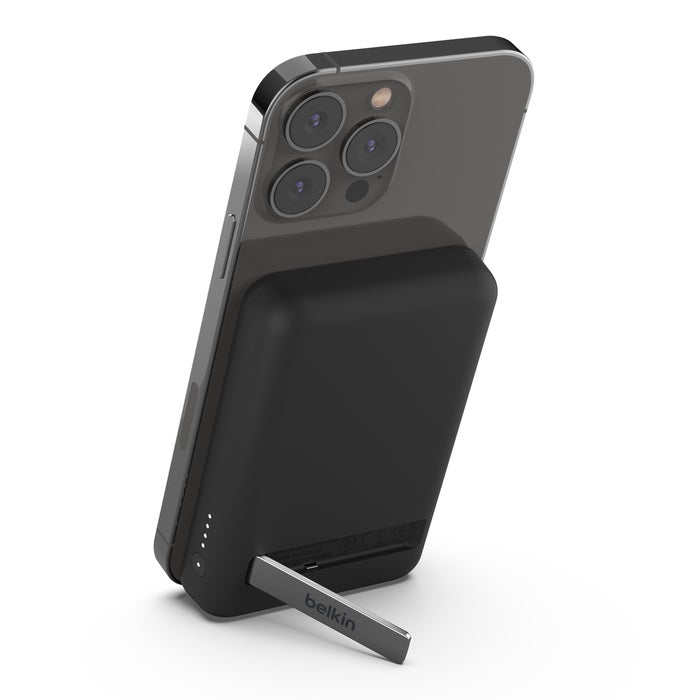 Belkin BoostCharge Magnetic Wireless Power Bank 5K + Stand - Black (BPD004BTBK)